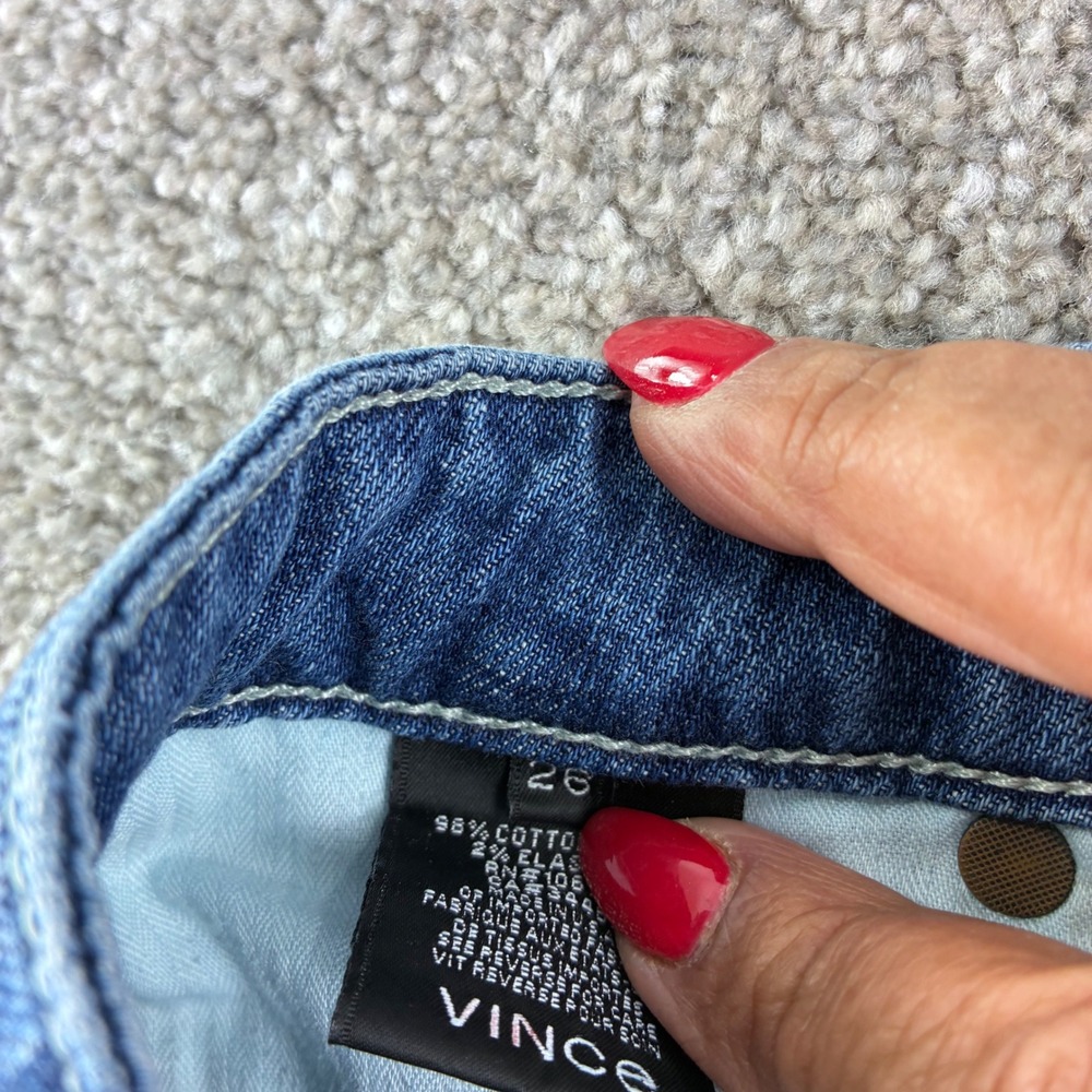 Vince Denim Bermuda Shorts Women 26 Blue Distressed Raw Hem Mid Rise Jean Cutoff - Picture 10 of 10